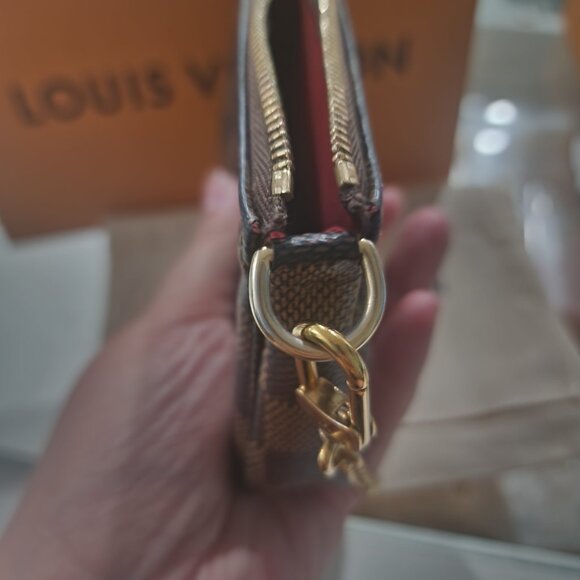 Authentic LV mini pochette - Picture 6 of 7